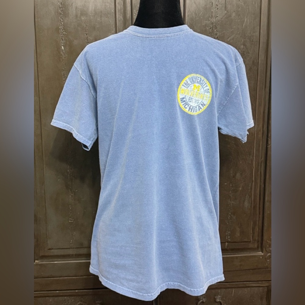 Blue 84 Michigan Wolverine unisex shortsleeved t-shirt- size Medium